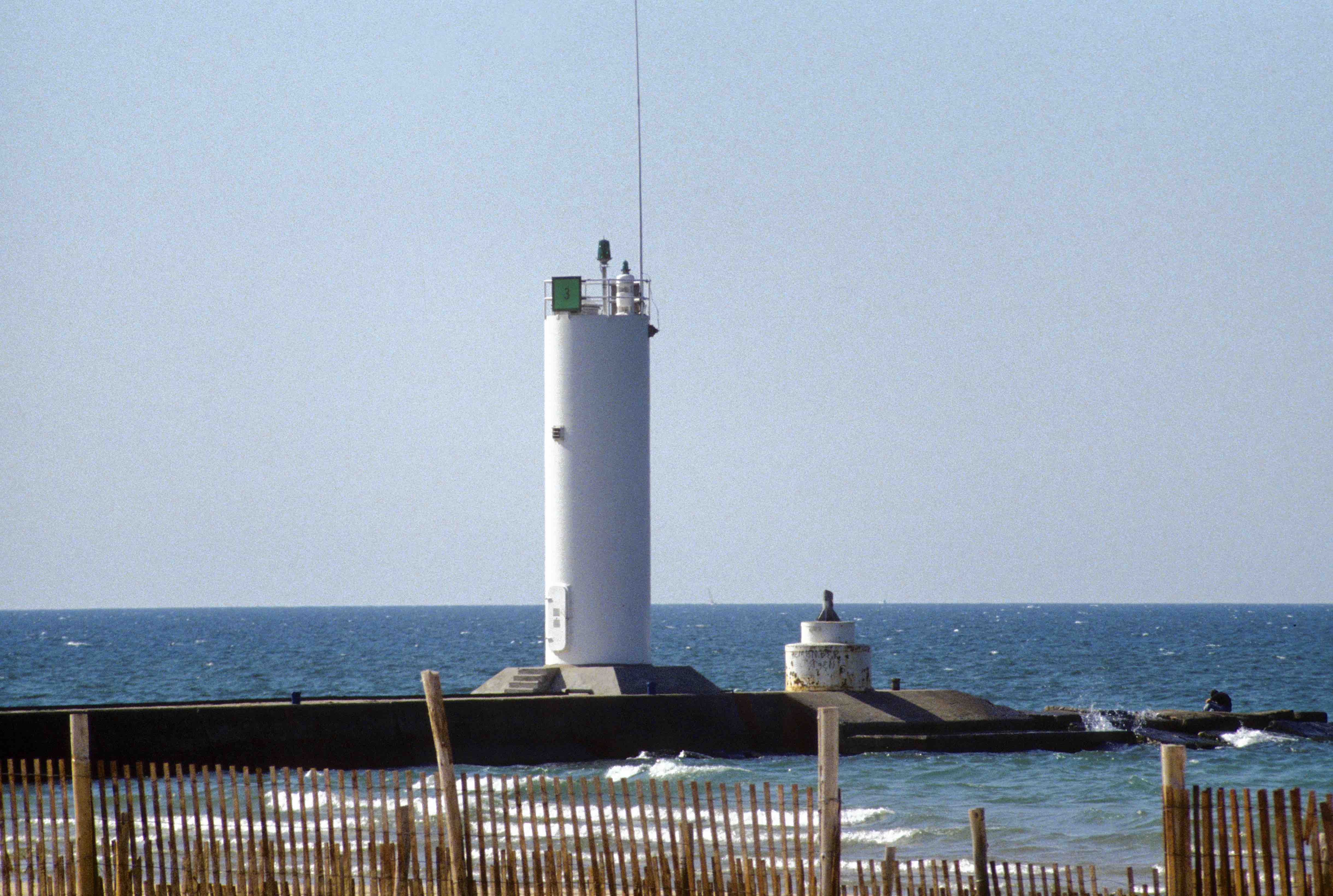 Two Rivers Harbor Entrance | USLHS Digital Archive