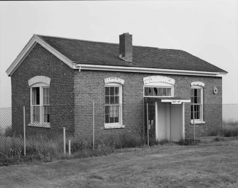 fog station building