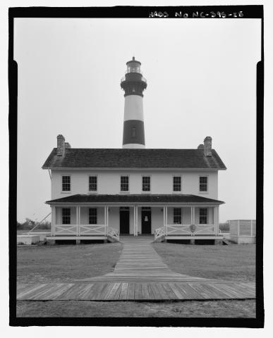 keepers dwelling and lighthouse