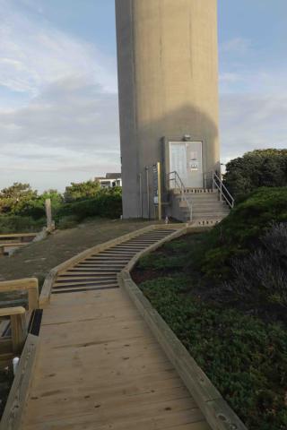 path to the tower