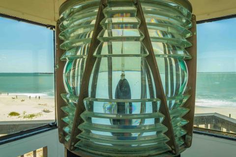 bulb changer in lens