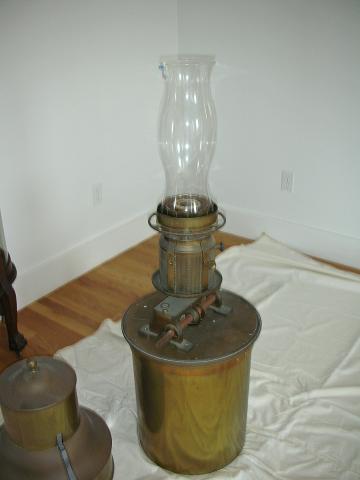 Cape Ann (Thacher Island) MA Lamp.jpg