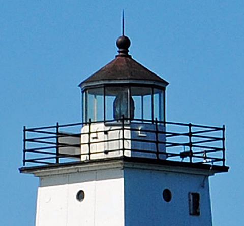 Lantern: Frankfort North Breakwater MI