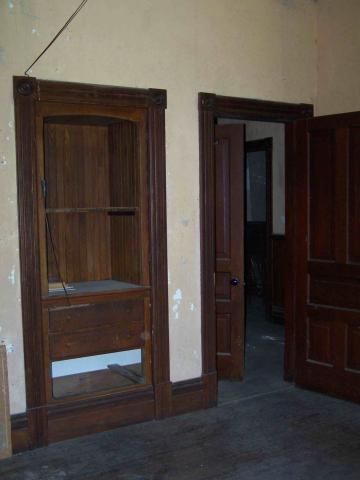 wall cabinet