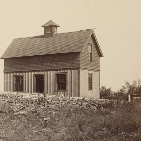 barn of station