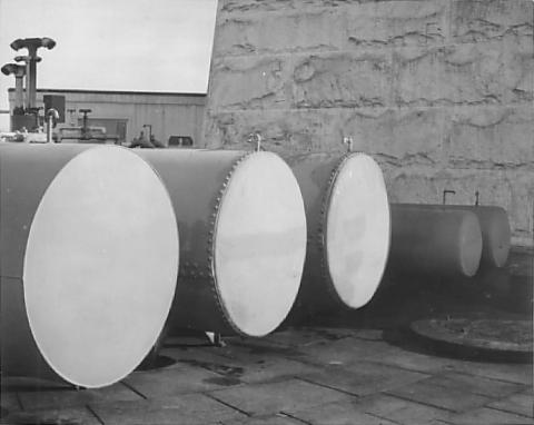 external fuel storage tanks