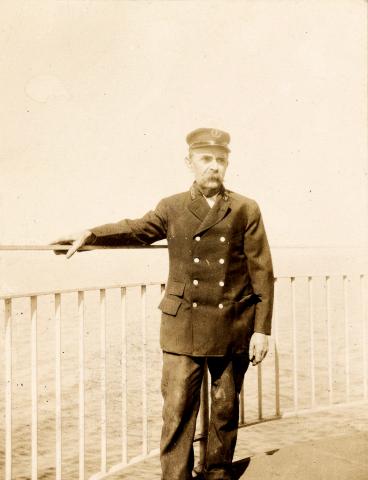 Romer Shoal NJ First Tower 1886 NA 26-LG-14-39-ac.jpg