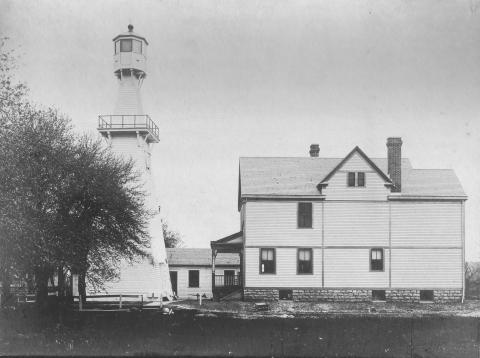 Grosse Isle North Channel Range Rear