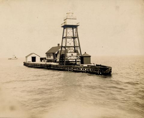 Maumee Bay Straight Channel Range West Rear OH 1904 NA 26-LG-46-38a-ac.jpg