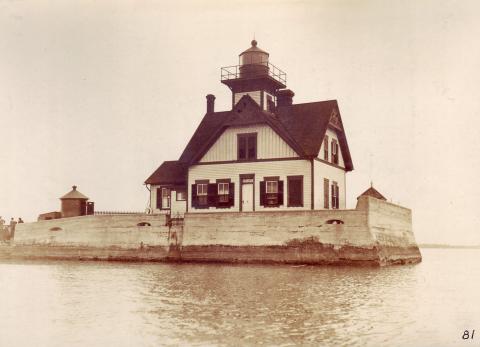 Monroe Pierhead