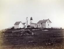 keeper stands at station