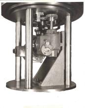 pedestal for 4th order lens