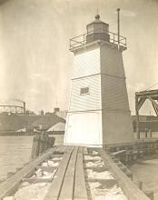 Manitowoc Pierhead WI 1913 NA 26-LG-56-19c-ac.jpg