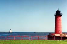 Milwaukee North Pierhead